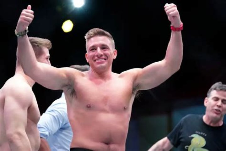 Stephen Deleonardis, Secrets Of A Wrestling Icon